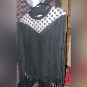 New with tags softest knit ever Lizzie Lularoe top! Available in small